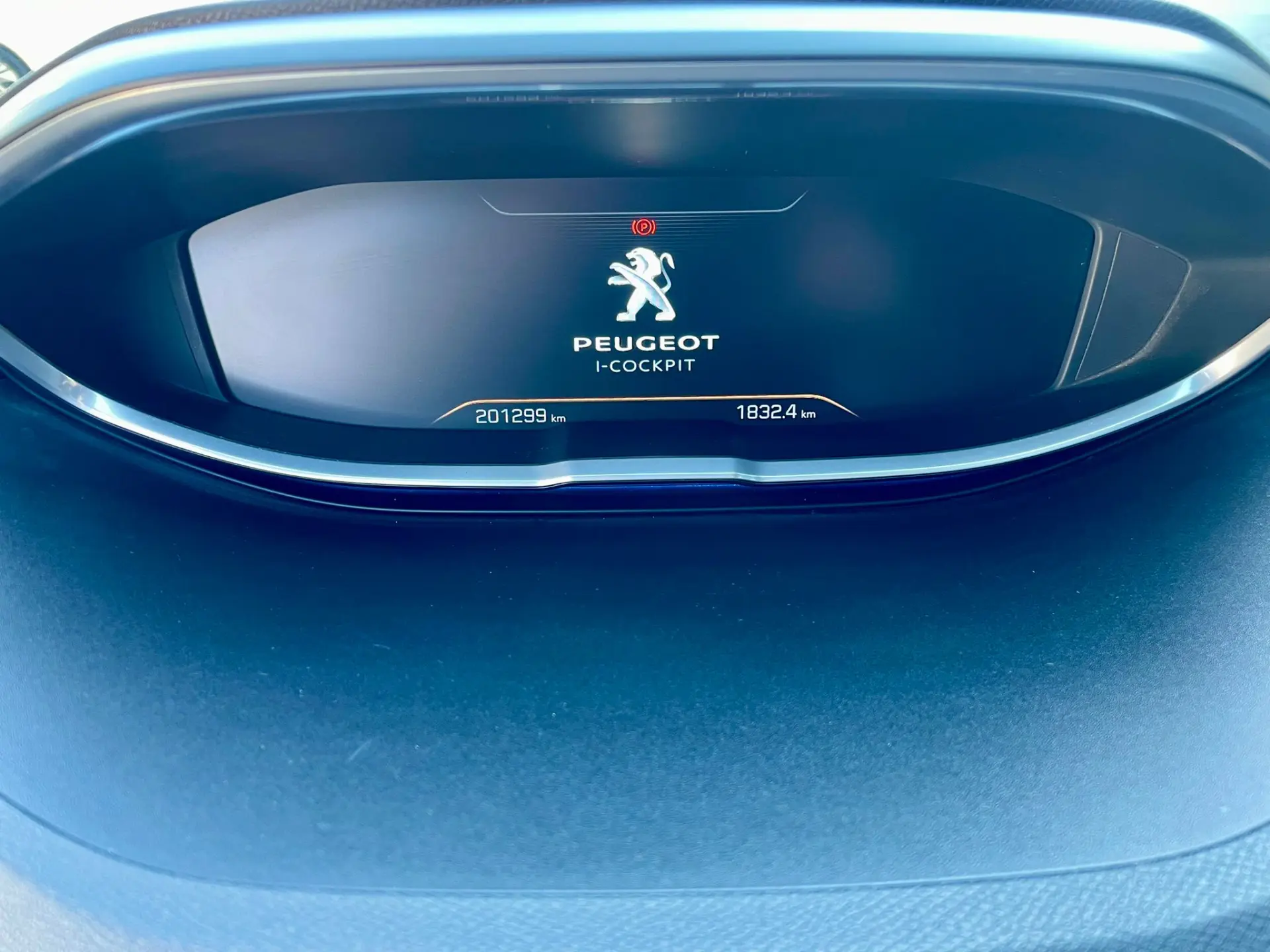 Peugeot 3008 1.6 BlueHDi GT Line EAT6 12