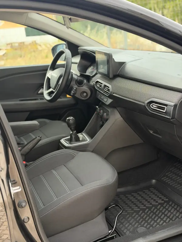 Dacia Sandero 1.0 ECO-G Essential Bi-Fuel 6