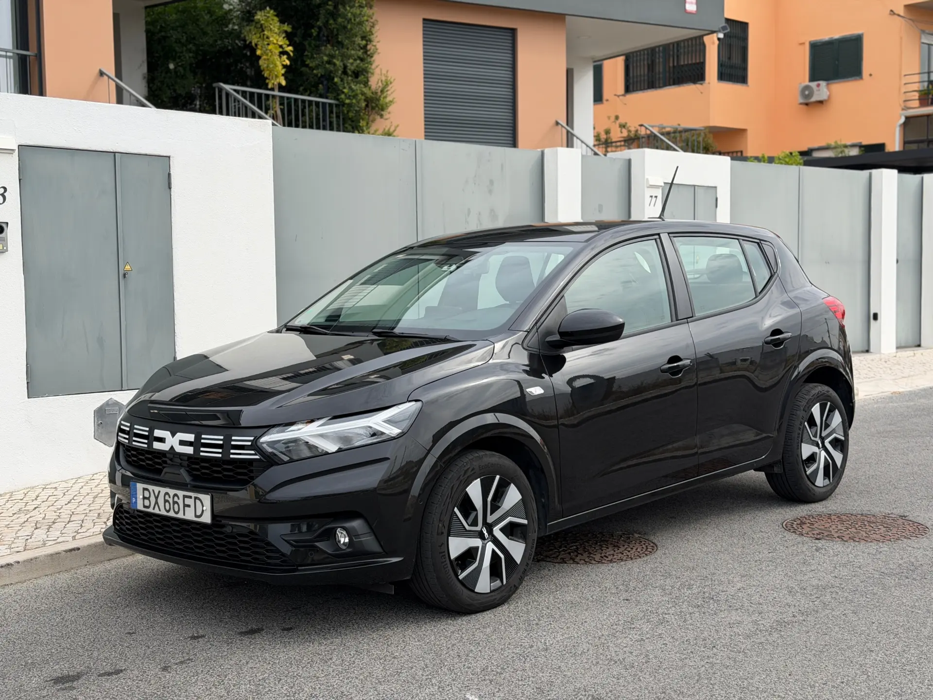 Dacia Sandero 1.0 ECO-G Essential Bi-Fuel 1