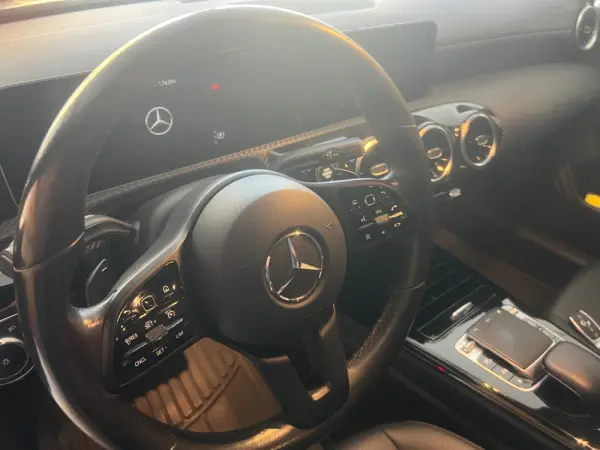 Mercedes-Benz CLA 180 d Shooting Brake Progressive Aut. 19