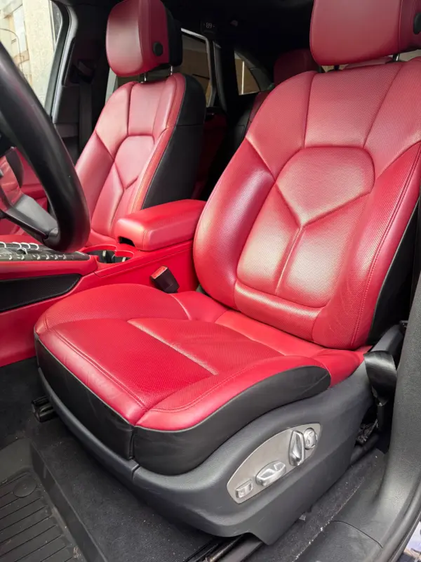 Porsche Macan Turbo Performance Package 17
