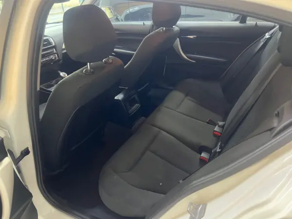 BMW 116 d EfficientDynamics 10