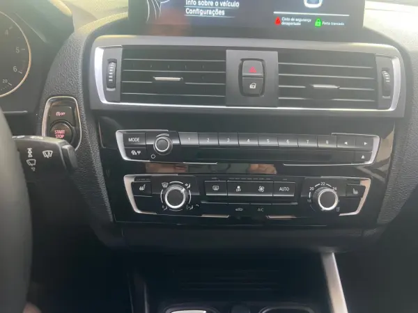 BMW 116 d Aut. Sport Line 12