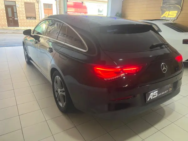 Mercedes-Benz CLA 180 d Shooting Brake Progressive Aut. 10