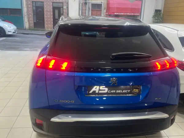 Peugeot e-2008 50 kWh GT Line 4