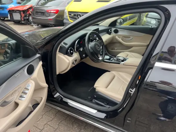 Mercedes-Benz C 200 d Station 9G-TRONIC Avantgarde 7