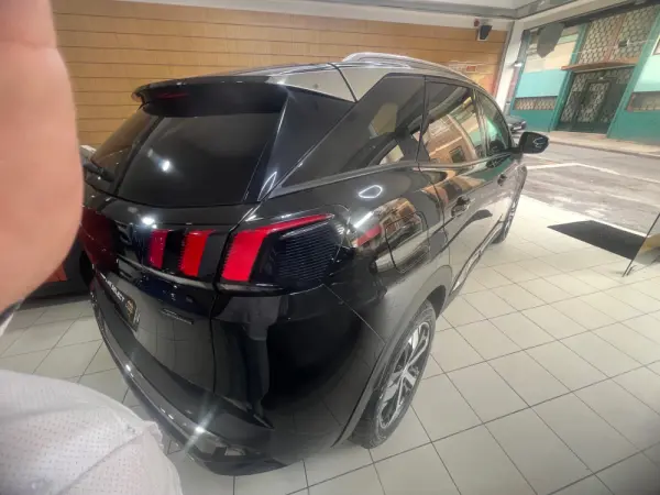 Peugeot 3008 1.5 BlueHDi GT Line J19 EAT8 4