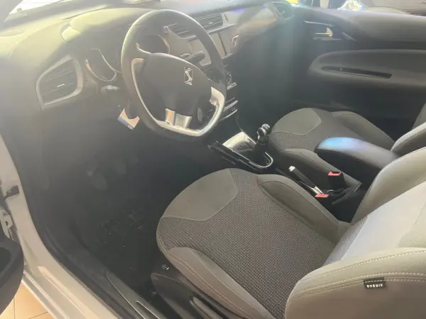 DS DS3 Cabrio PureTech 110 Stop&Start Limited Edition 1955 8