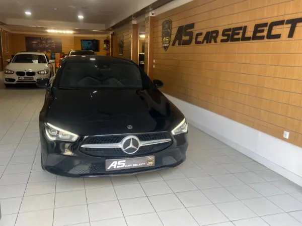 Mercedes-Benz CLA 180 d Shooting Brake Progressive Aut. 2