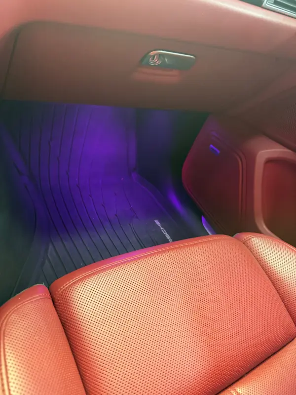 Porsche Macan Turbo Performance Package 9