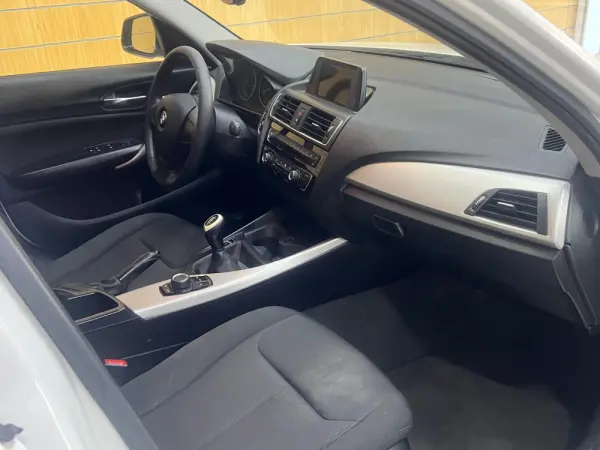 BMW 116 d EfficientDynamics 7