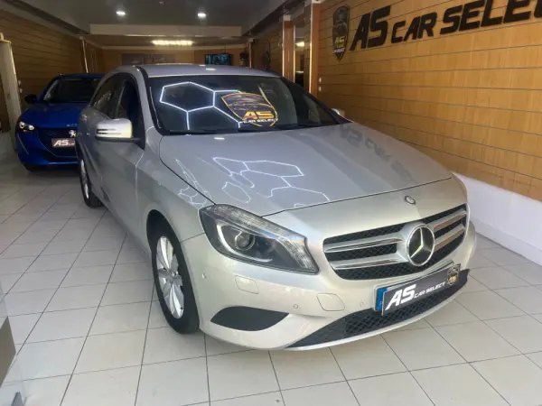 Mercedes-Benz A 180 d Urban 2