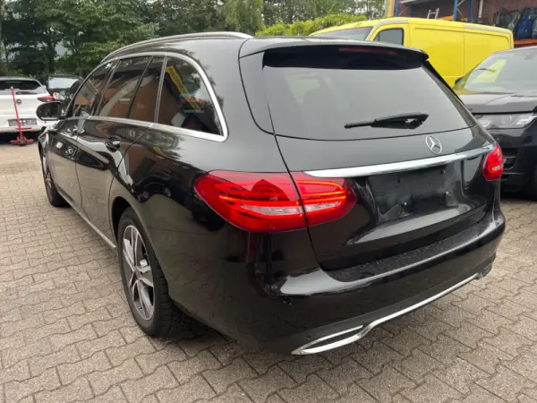 Mercedes-Benz C 200 d Station 9G-TRONIC Avantgarde 4