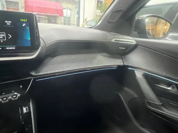 Peugeot e-2008 50 kWh GT Line 16