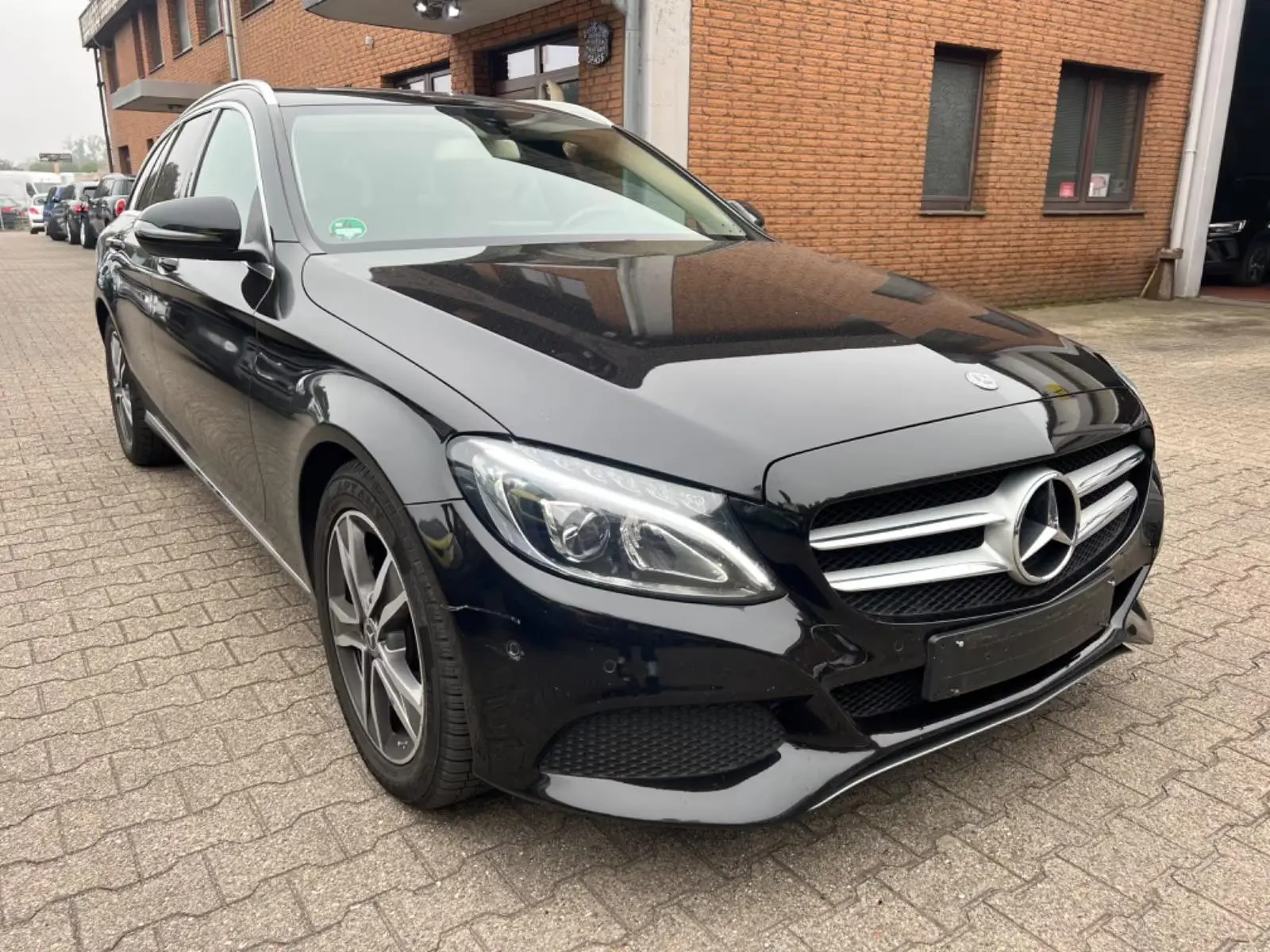 Mercedes-Benz C 200 d Station 9G-TRONIC Avantgarde 2