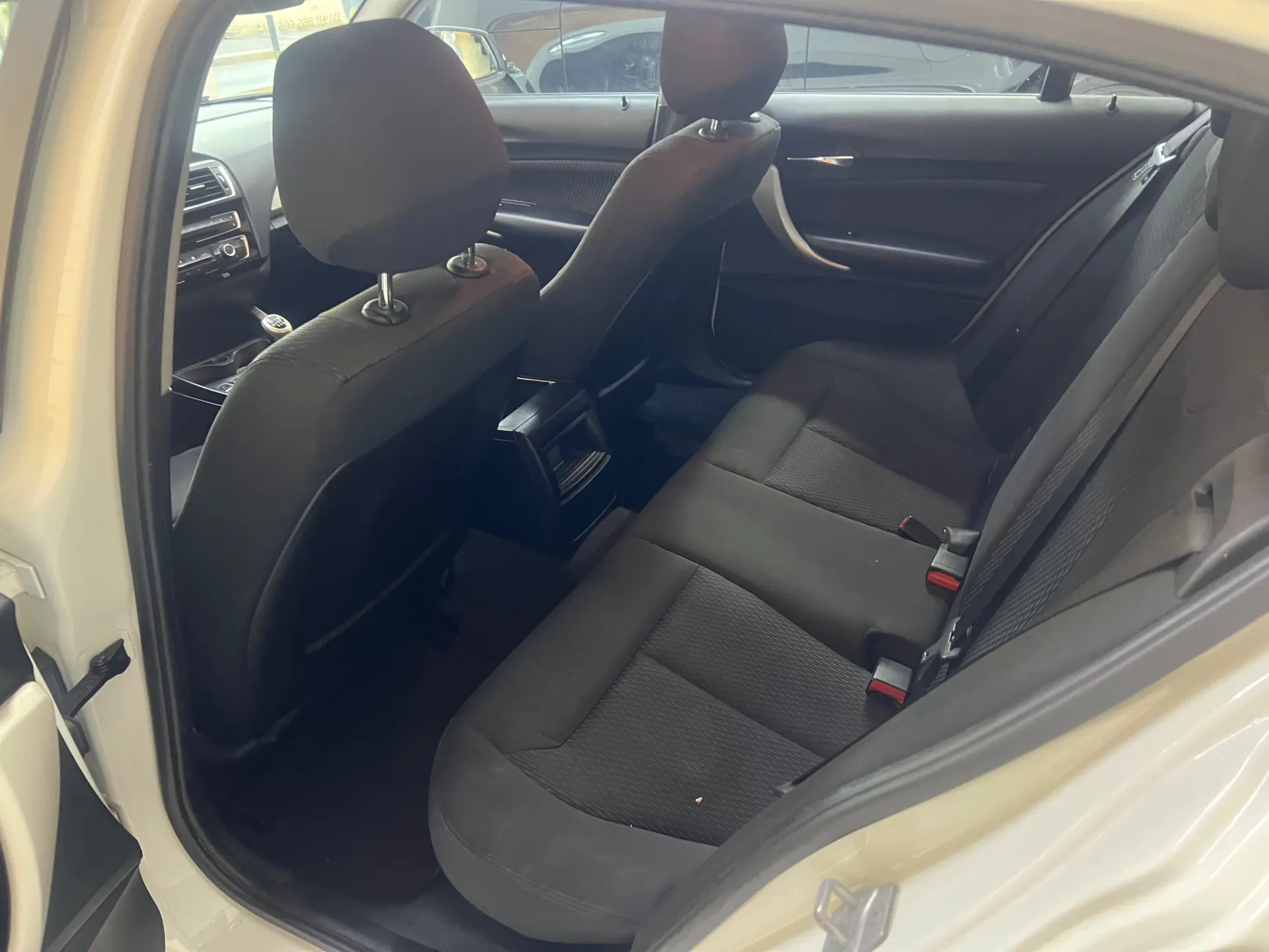 BMW 116 d EfficientDynamics 10