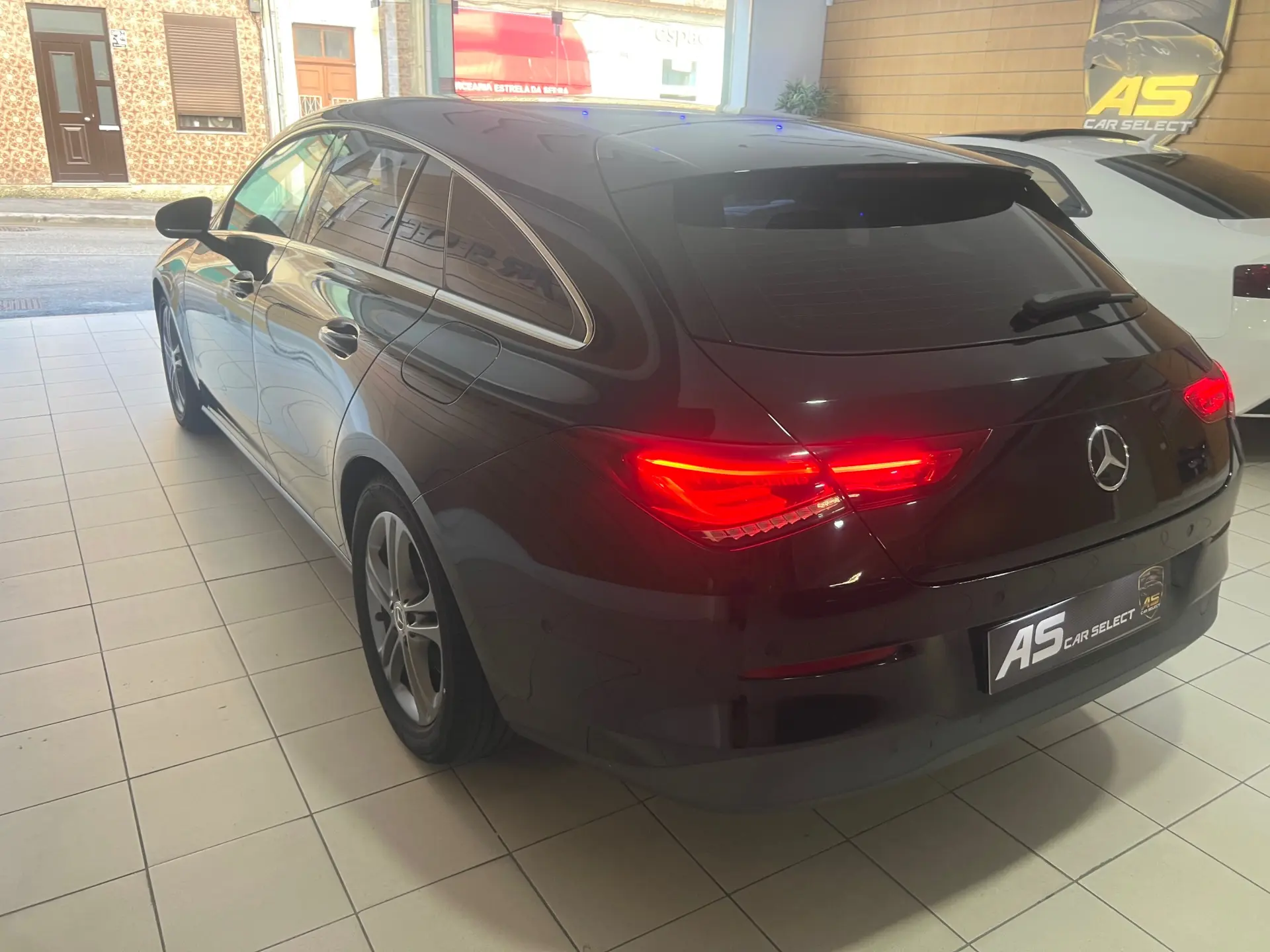 Mercedes-Benz CLA 180 d Shooting Brake Progressive Aut. 10