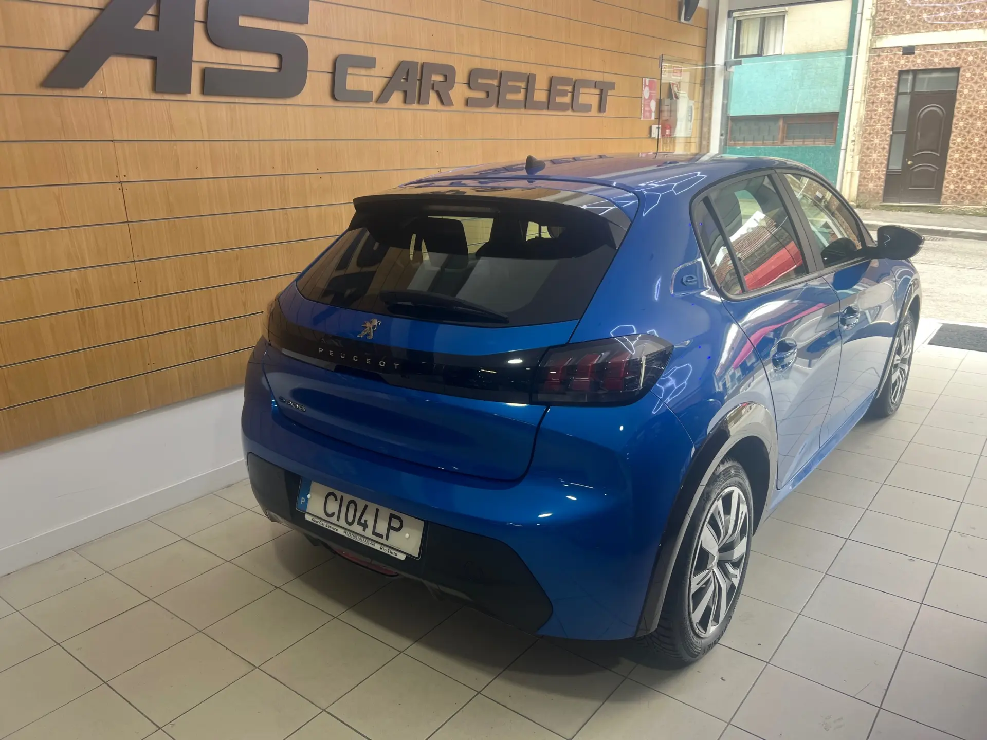 Peugeot 208 ACTIVE 3