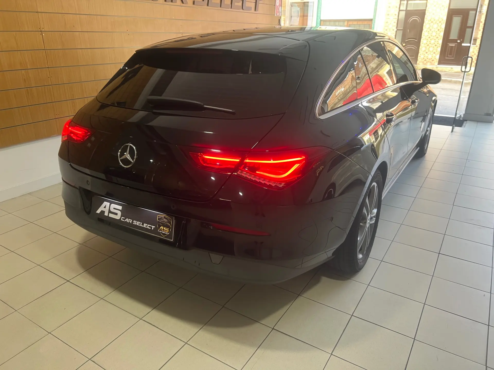 Mercedes-Benz CLA 180 d Shooting Brake Progressive Aut. 5