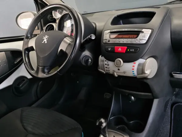 Peugeot 107 1.0 Sportium 2-Tronic 40
