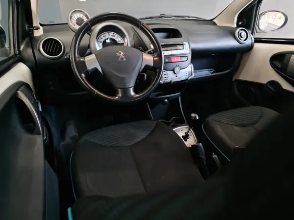 Peugeot 107 1.0 Sportium 2-Tronic 31