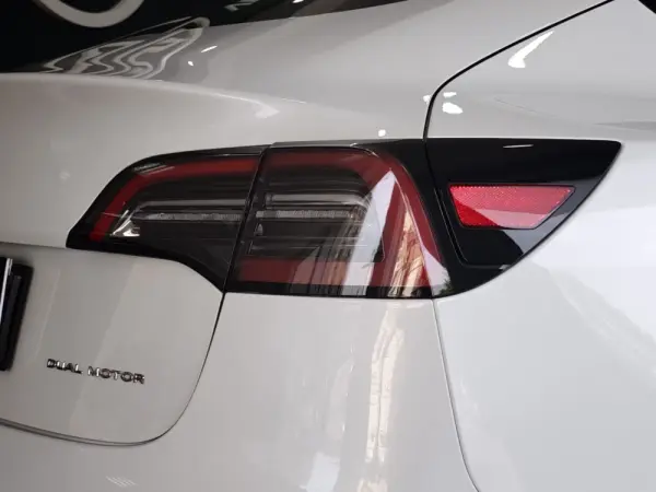 Tesla Model 3 Long Range Tração Integral 15