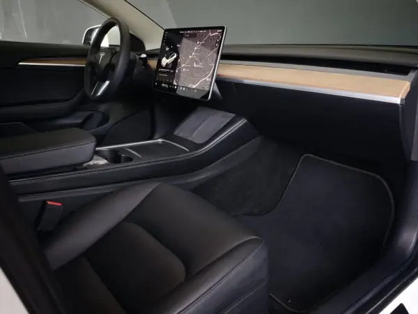 Tesla Model 3 Long Range Tração Integral 38