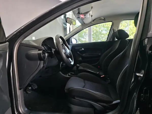 SEAT Ibiza 1.4 16V Sport 26