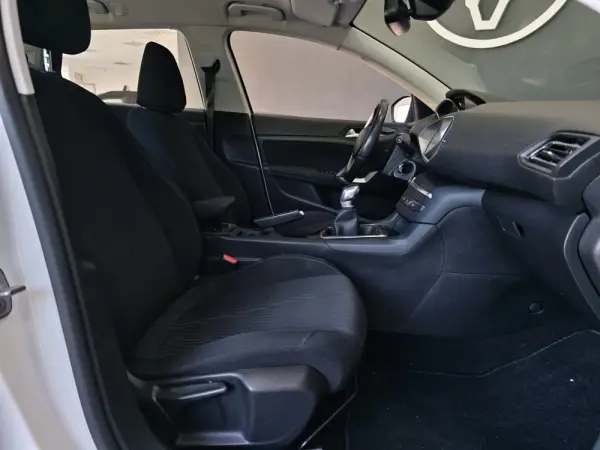Peugeot 308 SW e-HDi 115 Stop & Start Active 36