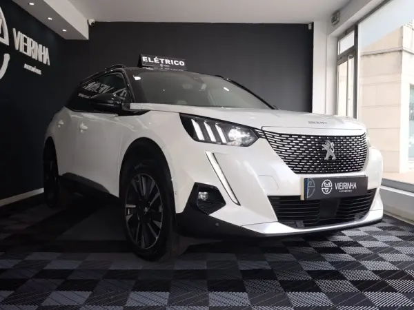 Peugeot e-2008 GT Pack 10