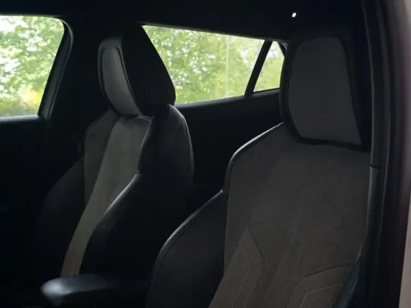 Peugeot e-2008 GT Pack 31