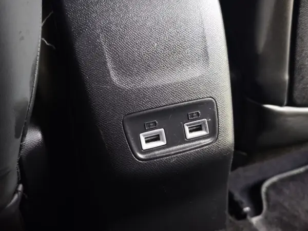 Peugeot e-2008 GT Pack 53
