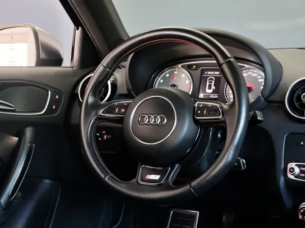 Audi S1 Sportback 2.0 TFSi quattro 48