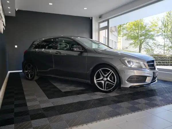 Mercedes-Benz A 200 CDI 7G-DCT AMG Line 13