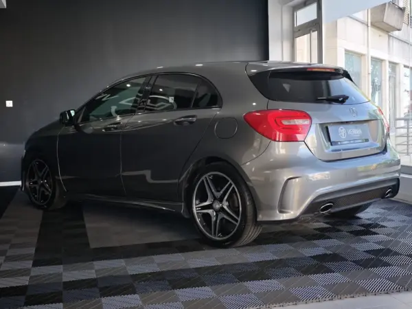 Mercedes-Benz A 200 CDI 7G-DCT AMG Line 23