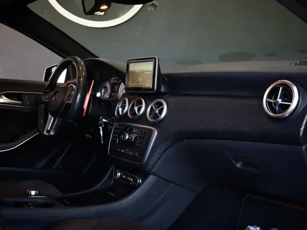 Mercedes-Benz A 200 CDI 7G-DCT AMG Line 44