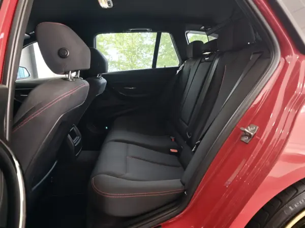 BMW 320 d Pack M 33