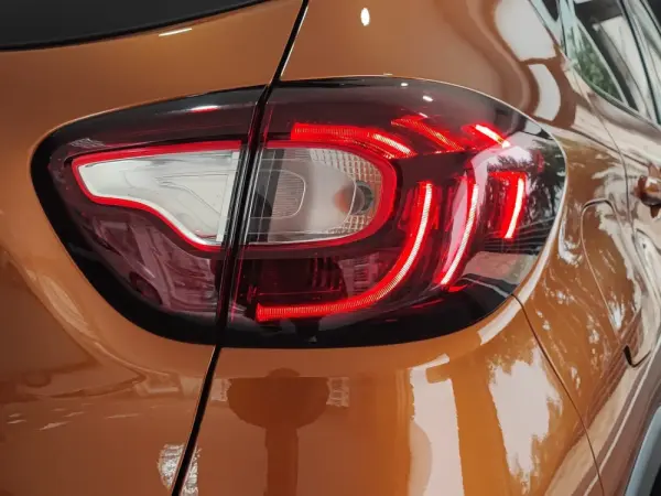 Renault Captur 1.5 dCi Exclusive EDC 16