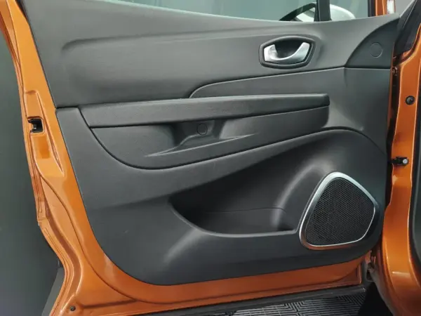 Renault Captur 1.5 dCi Exclusive EDC 21