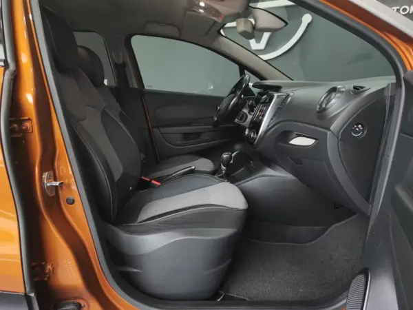 Renault Captur 1.5 dCi Exclusive EDC 33