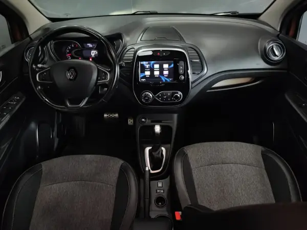 Renault Captur 1.5 dCi Exclusive EDC 32