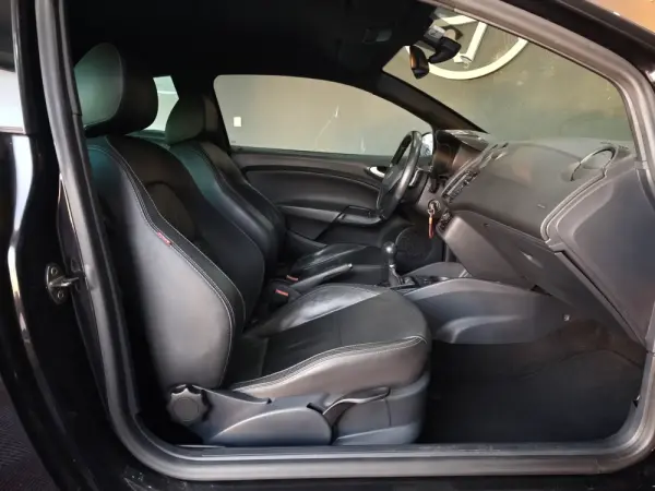 SEAT Ibiza Outro 37