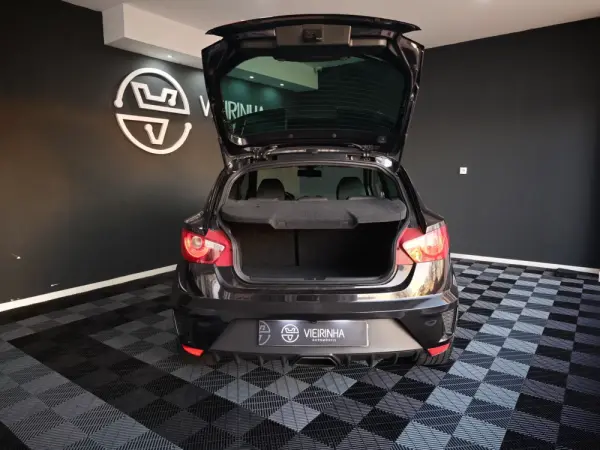 SEAT Ibiza Outro 50