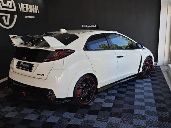 Honda Civic 2.0 VTEC Turbo Type R GT 22