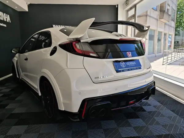 Honda Civic 2.0 VTEC Turbo Type R GT 33