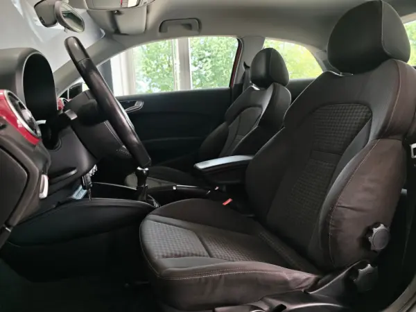 Audi A1 1.6 TDI Sport 99g 31