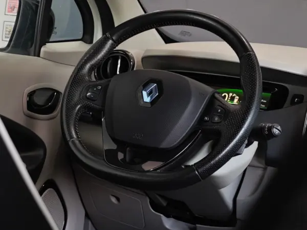 Renault Zoe (c/ Bateria) 22 kwh Life 36
