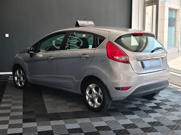 Ford Fiesta 1.25 Titanium 22