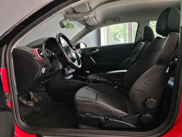 Audi A1 1.6 TDI Sport 99g 30