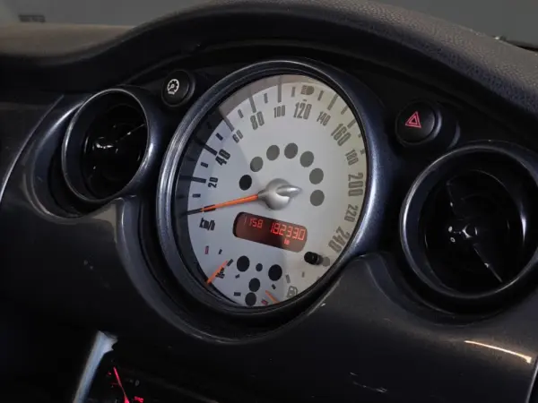 MINI 3 Portas ONE 43